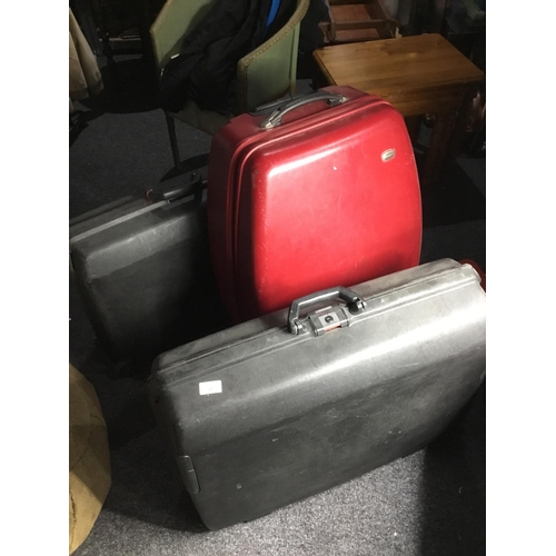 346 - Suitcases x3 To Include 2 Black Samsonite and 1 Red
