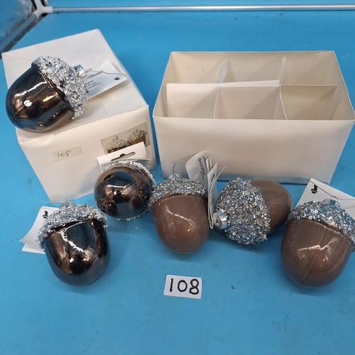 108 - Assorted Christmas Tree Decorations