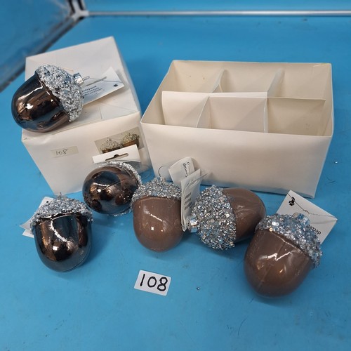 108 - Assorted Christmas Tree Decorations