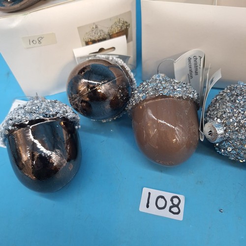 108 - Assorted Christmas Tree Decorations