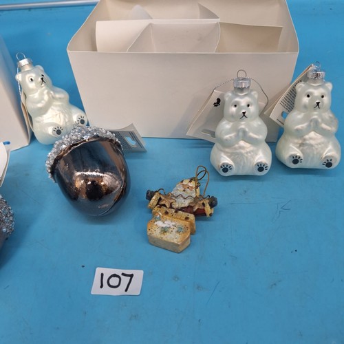 107 - Assorted Christmas Tree Decorations