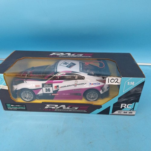 102 - Remote Control Racing Car
