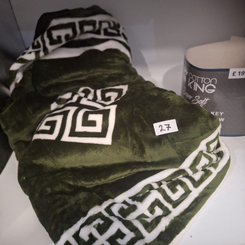 27 - Super Soft Double Fleece