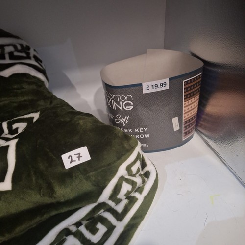 27 - Super Soft Double Fleece