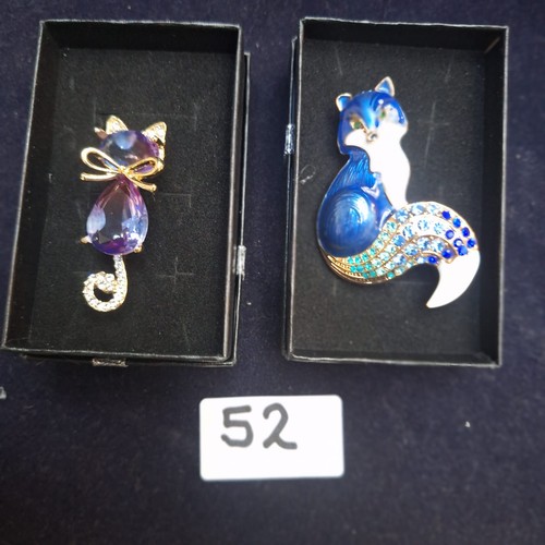 52 - Boxed Fashion and Vintage Brooches x2