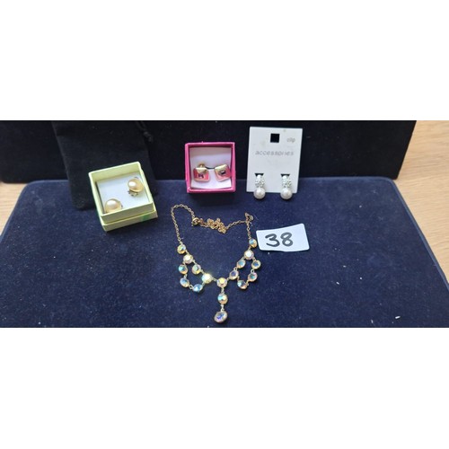 38 - Boxed Fashion and Vintage Jewellery x4 to Include Earrings and a Super Necklace