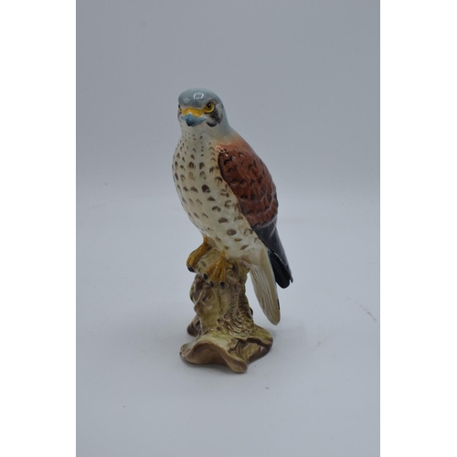 149 - Beswick Kestrel 2316