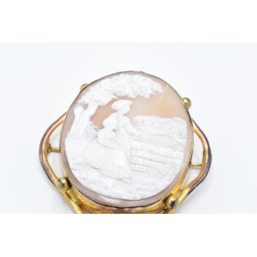 223 - Victorian cameo in gold coloured metal frame