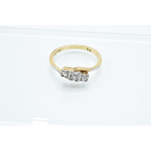 225 - 18ct gold and 3 stoned diamond ladies ring (2.9 grams total weight)