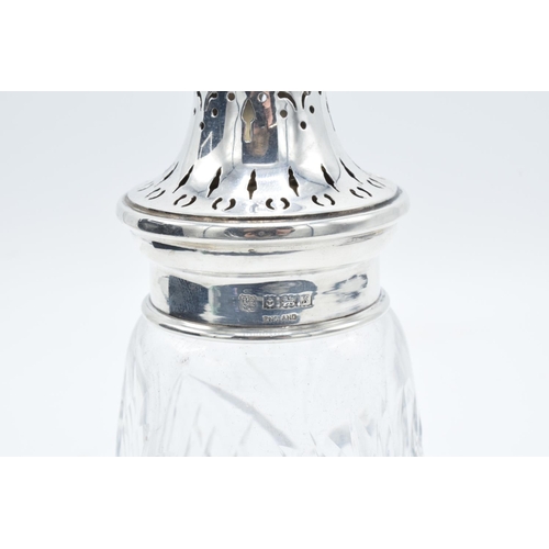 246 - Silver topped glass sugar shaker Birmingham 1967: 16cm tall