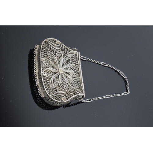 250 - Silver ladies purse together with silver filigree purse (2) (101 grams including inserts)