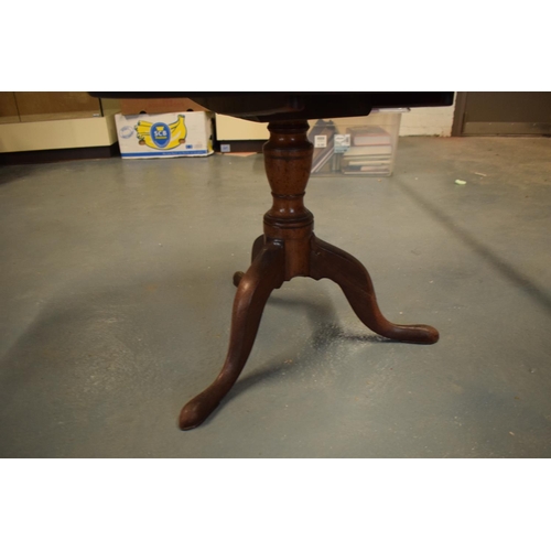 276 - Small Georgian oak tripod tilt top table