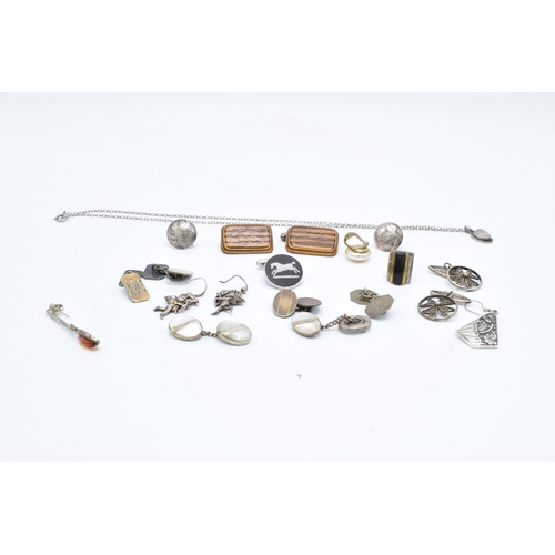 212A - A collection of mainly Silver 925 and white metal items to include cufflinks, necklace, pendants, ea... 