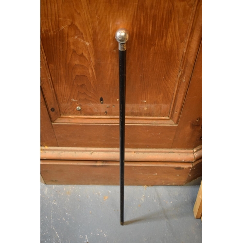 249 - Silver topped walking cane London 1920. Stick is slightly warped. 86cm long