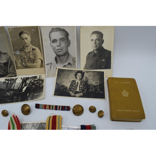 250 - World War 2 Royal Artillery grouping: to include campaign medals (1939-1945 star, Africa star, Italy... 