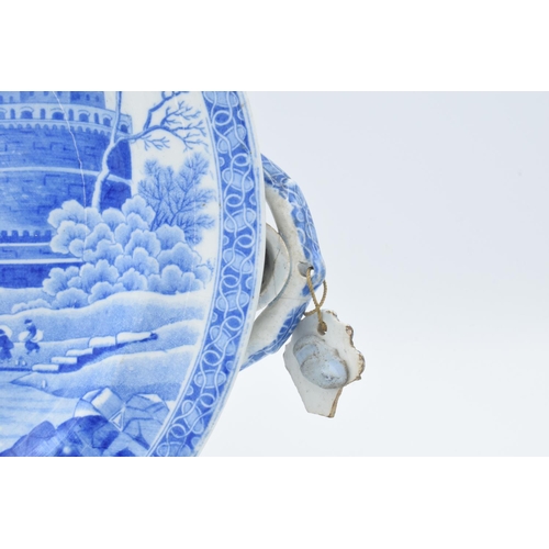 44 - 19th century Spode blue and white Italian scene hot water plate with shell stopper. There is a resto... 