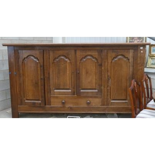 300 - Very Large Quality Oak Television Cupboard / Side Board. In good condition however very dusty and wi... 