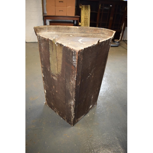 304 - Unusual Victorian oak corner cupboard. missing one shelf on the bottom. Signs of old worm with signs... 