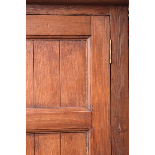 307 - Late Victorian double fronted pitch pine linen/ housekeepers cupboard. The item is in good solid, fu... 