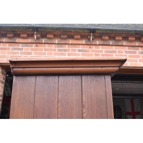 307 - Late Victorian double fronted pitch pine linen/ housekeepers cupboard. The item is in good solid, fu... 