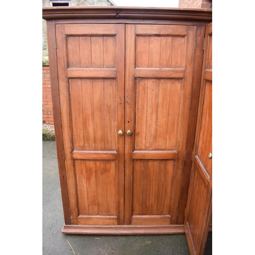 307 - Late Victorian double fronted pitch pine linen/ housekeepers cupboard. The item is in good solid, fu... 