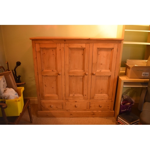 332 - Quality 20th century pine 3 door house cupboard. 135 x 135 x 44cm