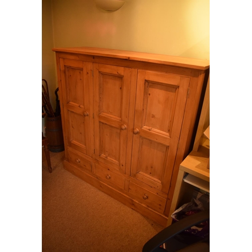 332 - Quality 20th century pine 3 door house cupboard. 135 x 135 x 44cm