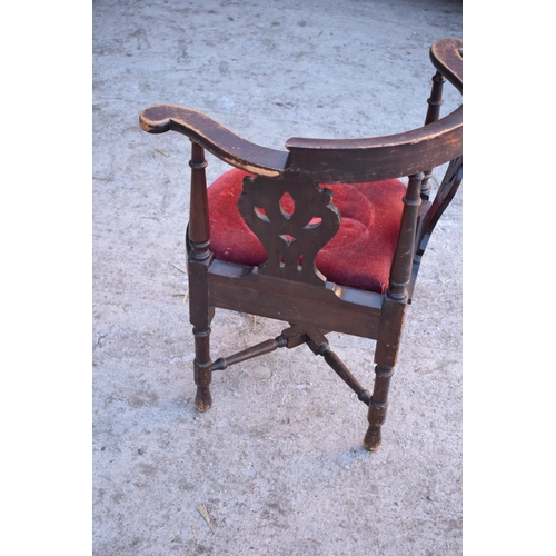 341 - Late Victorian upholstered corner chair. The item is in good structural condition but could do with ... 