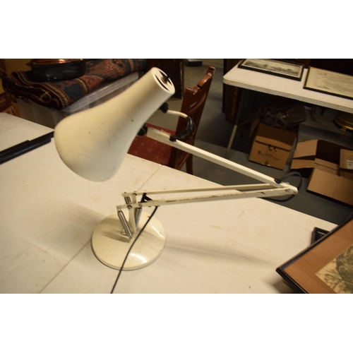 101 - Mid 20th century white anglepoise lamp in untouched condition. There is some tape in some places. No... 