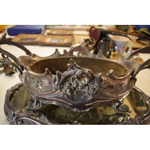 205 - Large quality silver plate table centrepiece/ planter in an Art Nouveau style. In good condition but... 