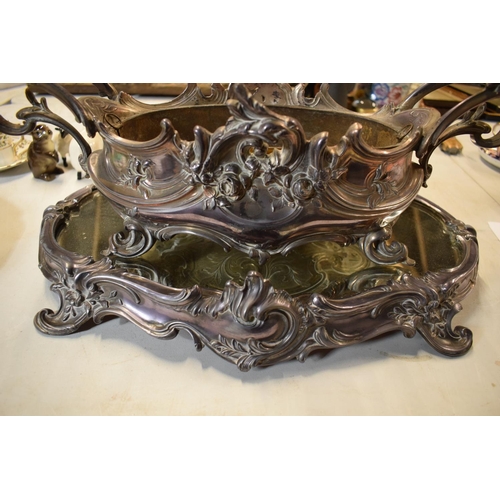 205 - Large quality silver plate table centrepiece/ planter in an Art Nouveau style. In good condition but... 