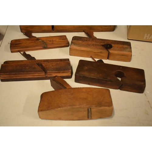 319 - A collection of early 20th century wood working planes, in mixed condition, some incomplete.