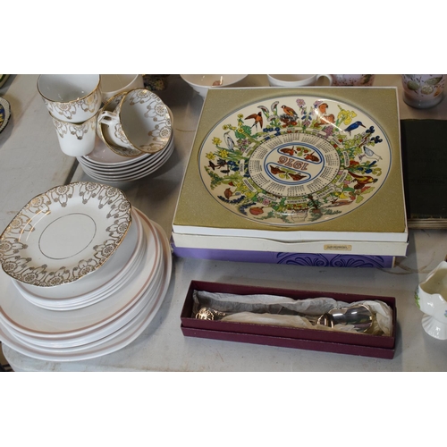 330 - A mixed collection of items to include Wedgwood Jasperware, a sterling silver spoon, silver plate, D... 