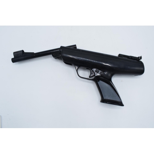 99 - BSA Scorpion .22 cal air pistol. There is wear to the gun in the form of scratches, dents and knocks... 