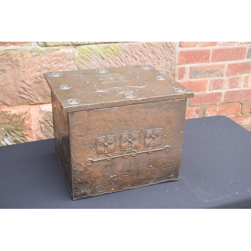 277 - Art Nouveau copper coal scuttle. In good condition with age related wear and tear. Hinge requires so... 