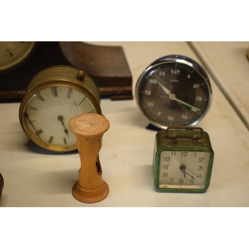 285 - A collection of clocks and timers to include Smiths, BUCC, mantle clocks etc. All assumed spares/rep... 