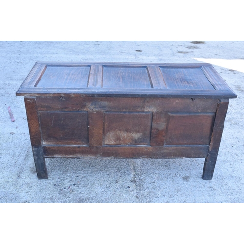 291 - Late 18th century oak coffer. 131 x 56 x 67cm