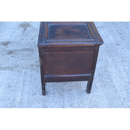 291 - Late 18th century oak coffer. 131 x 56 x 67cm