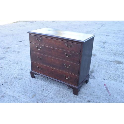 292 - Early 19th century oak chest of drawers. 100 x 49 x 89cm.