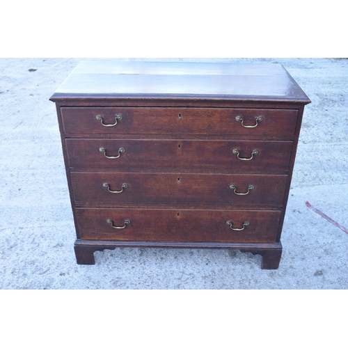 292 - Early 19th century oak chest of drawers. 100 x 49 x 89cm.