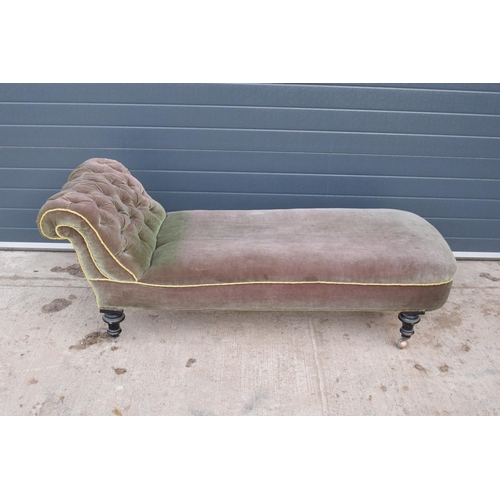 295 - Late Victorian upholstered chaise long filled with horse hairs on casters (one missing). Small rip t... 