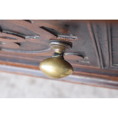 300 - Late Victorian/Edwardian oak dresser and plate rack with brass handles. 146 x 49 x 179.