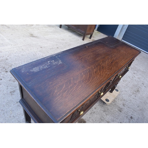 300 - Late Victorian/Edwardian oak dresser and plate rack with brass handles. 146 x 49 x 179.