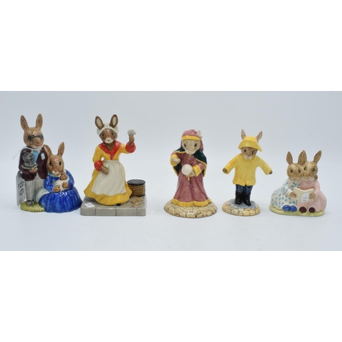 86 - Royal Doulton Bunnykins figures to include Rainy Days DB147, Captains Wife DB320, Fortune Teller Db2... 