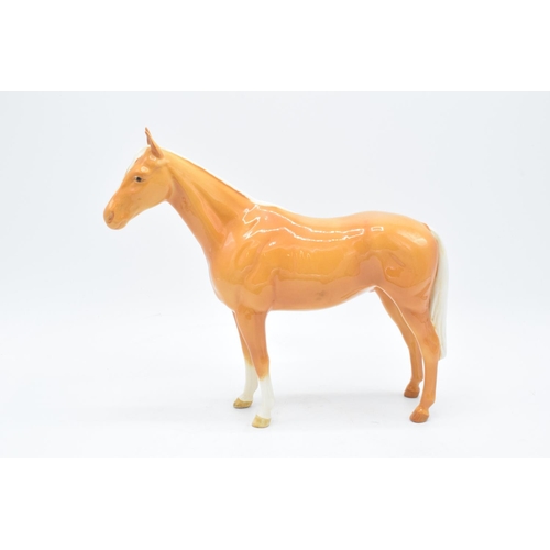 162 - Beswick palomino horse. In good condition with no obvious damage or restoration.