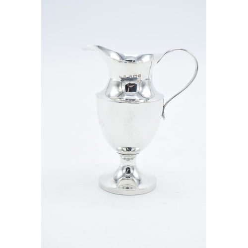 205 - Small Silver jug Birmingham 1905, 38.2 grams. 9.5cm tall. In good condition