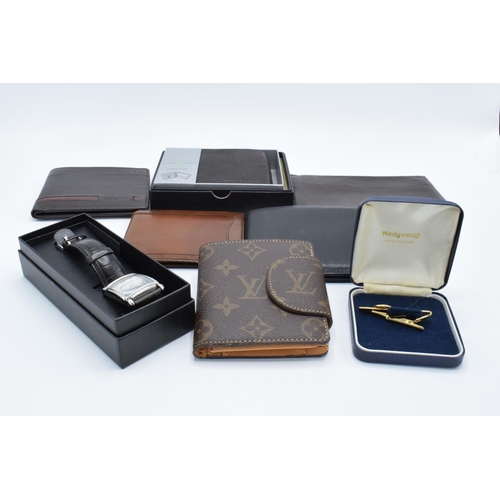 244 - Parker 17 fountain pen with 6 leather wallets and other items: Pen is boxed with leaflet, wallets in... 