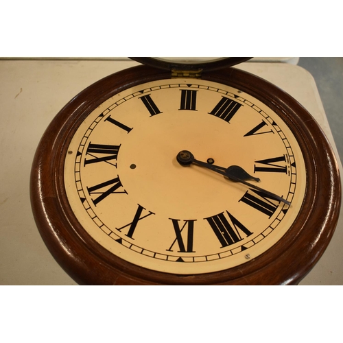 275 - 19th Century mahogany cased circular wall clock with a single fusee movement. With a key. The moveme... 