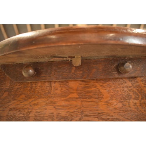 275 - 19th Century mahogany cased circular wall clock with a single fusee movement. With a key. The moveme... 