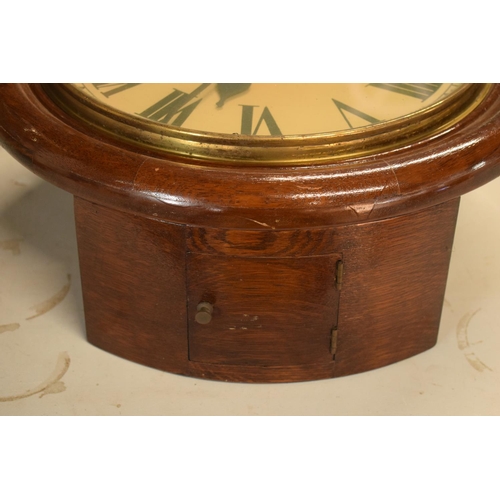 275 - 19th Century mahogany cased circular wall clock with a single fusee movement. With a key. The moveme... 